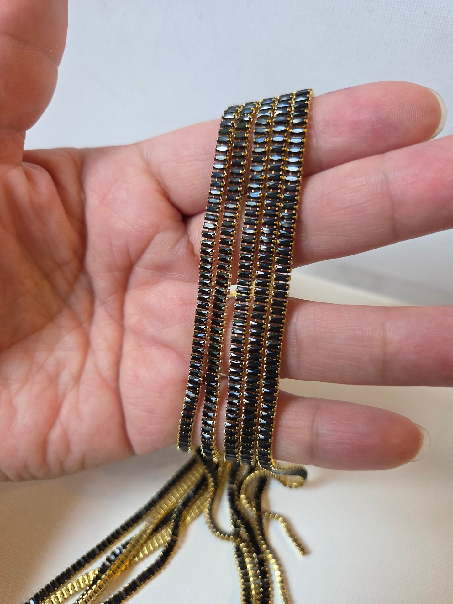Black Rhinestone Cup chain