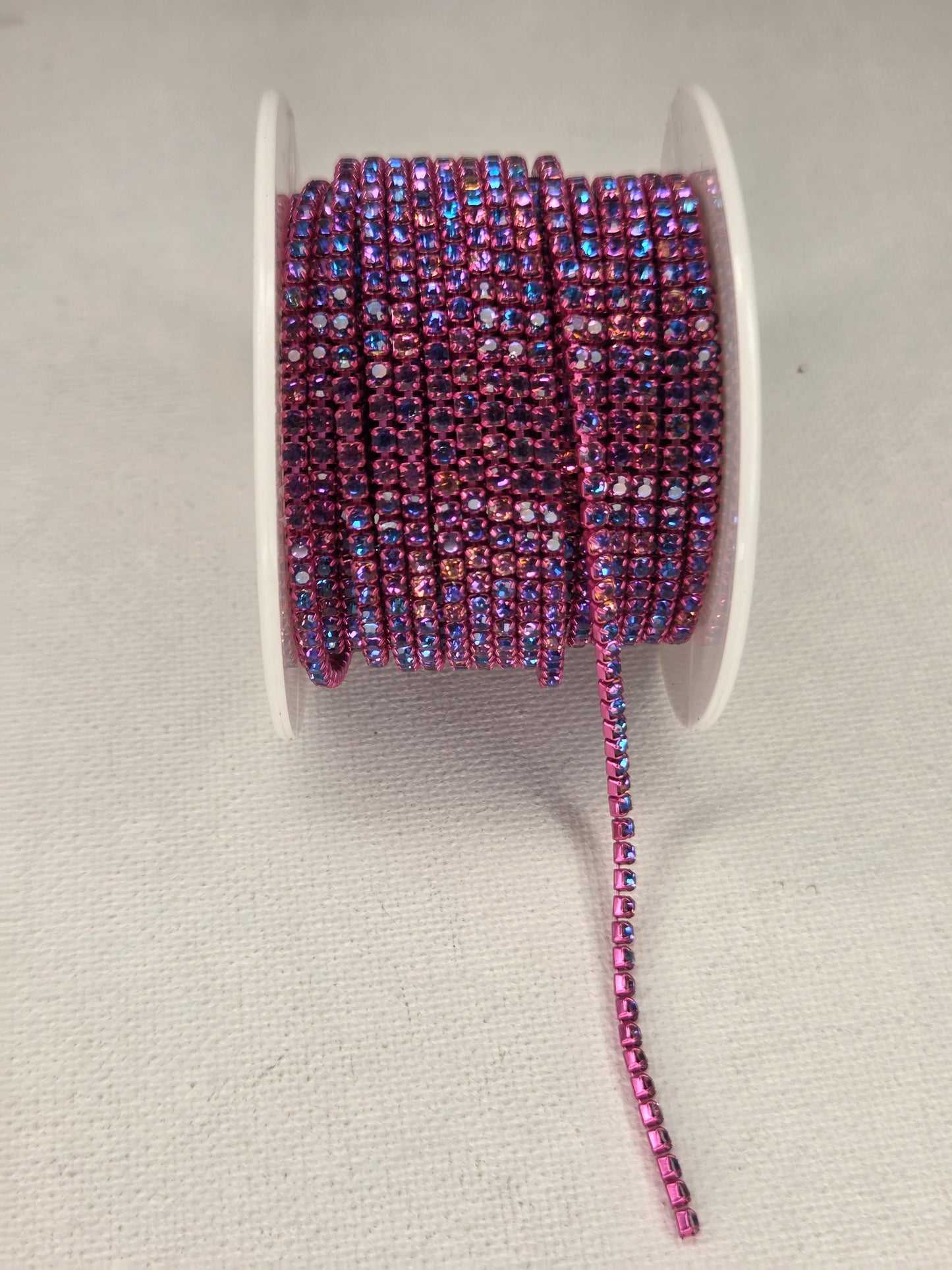 Electric Fuchsia AB