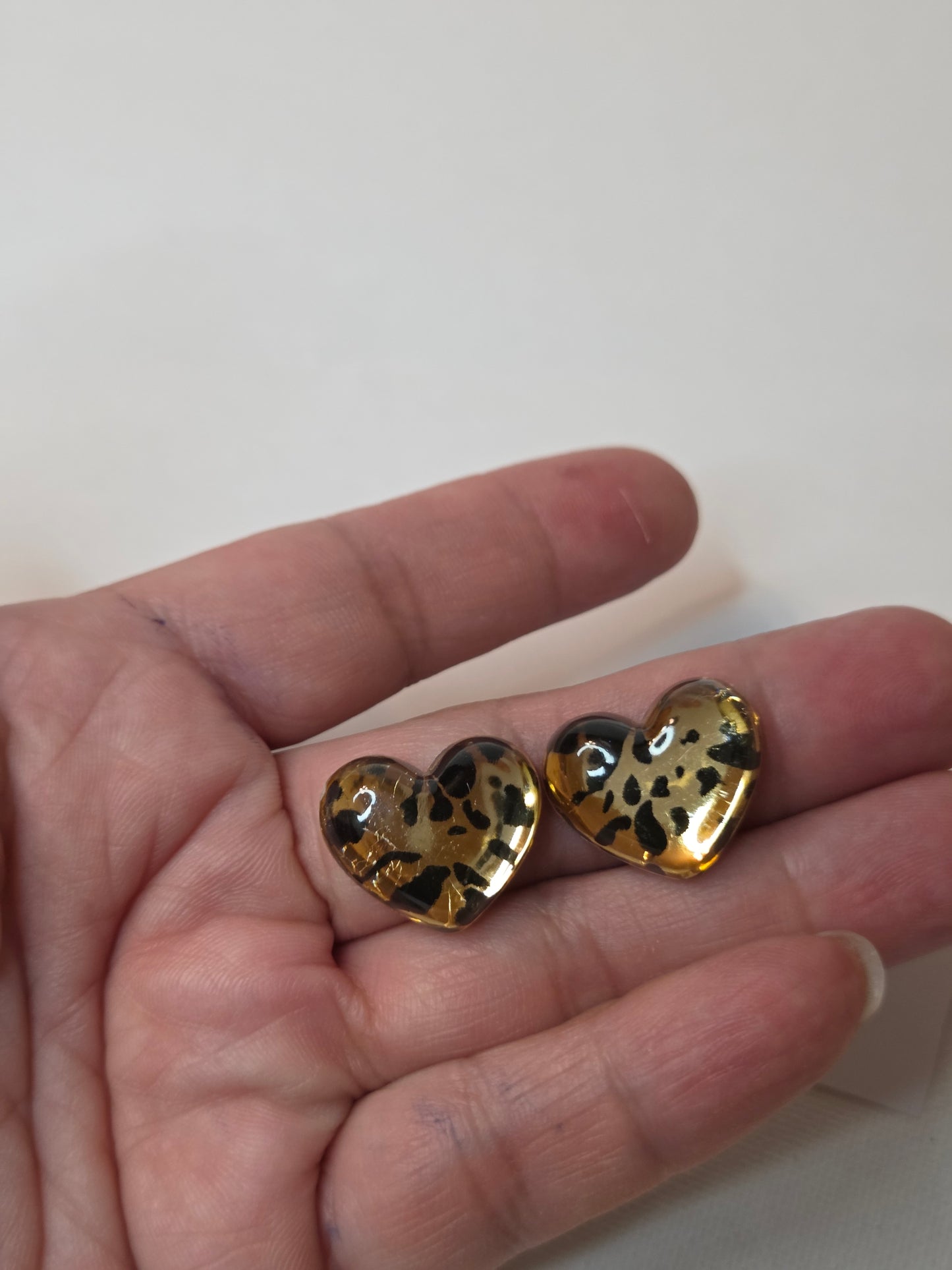 Golden speckled heart Cabochons