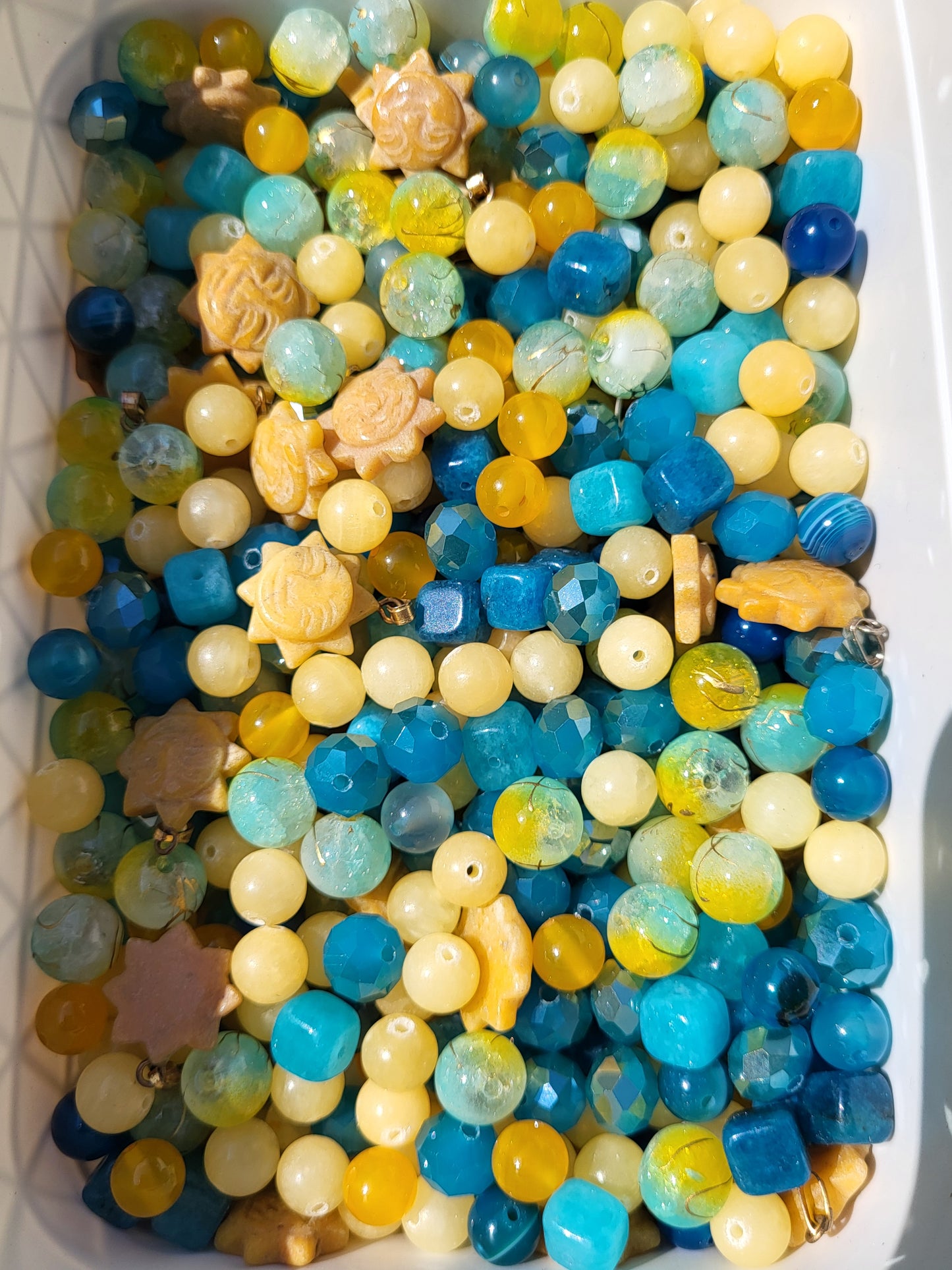 Live Bead scoops