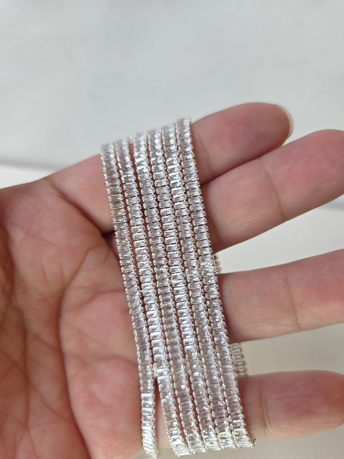 Clear cup chain
